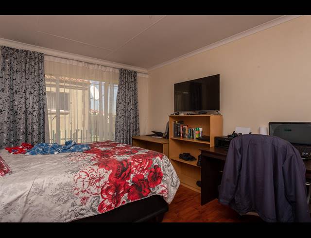 3 BEDROOM TOWNHOUSE SOLD IN ELANDSPARK